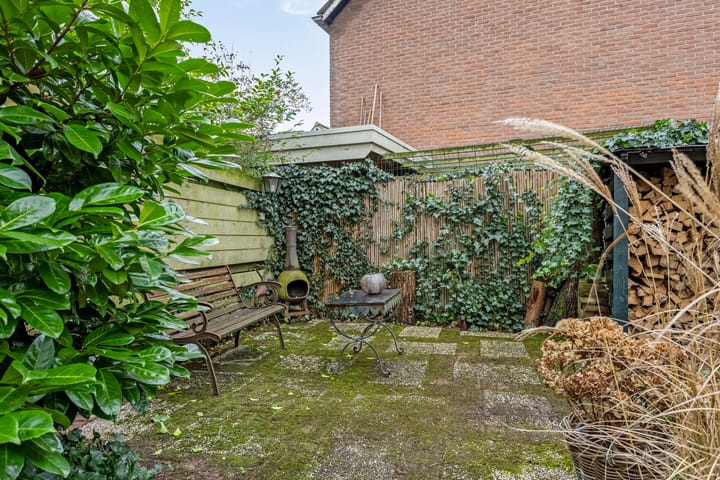 Foto 18 van Hoenderloseweg 40