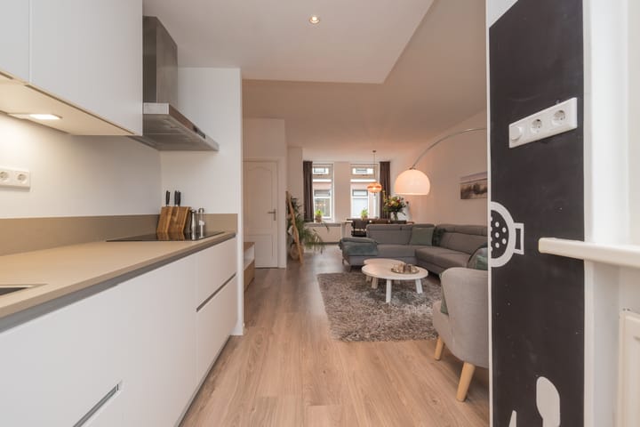 Foto 10 van Scheveningsestraat 41