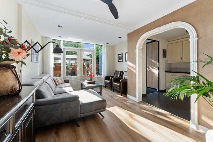 Photo 7 of Douwes Dekkerlaan 19