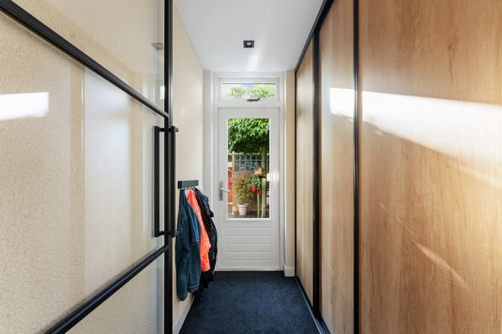 Photo 17 of Douwes Dekkerlaan 19