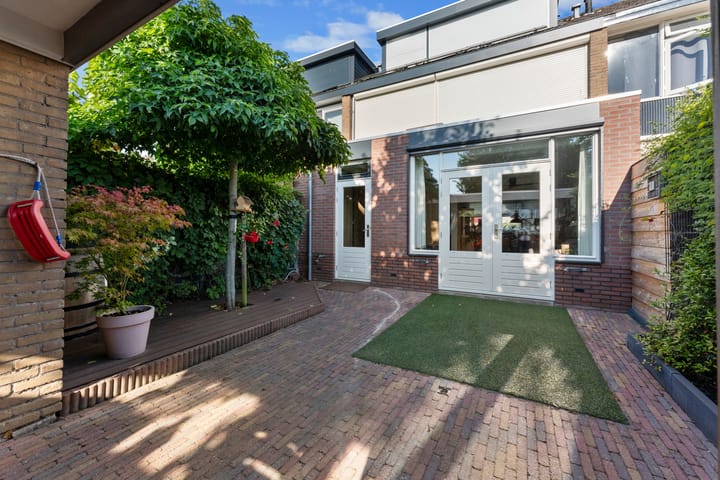 Photo 36 of Douwes Dekkerlaan 19