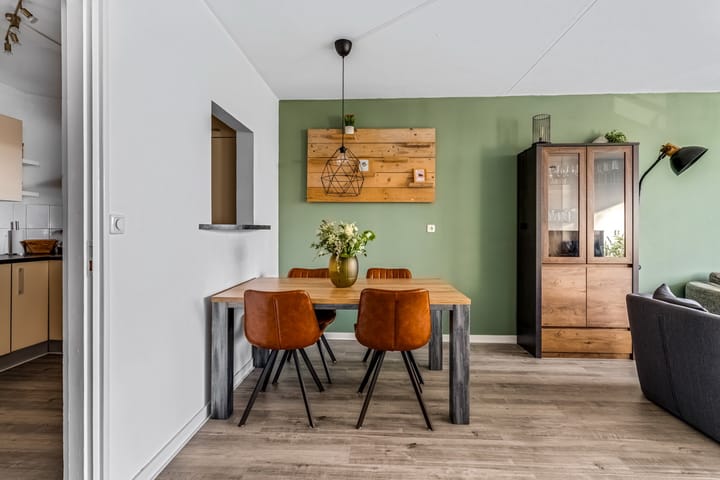 Foto 11 van Stationsweg 92-211