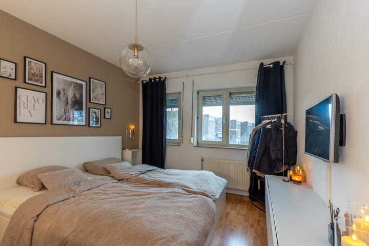 Foto 30 van Pollux 6