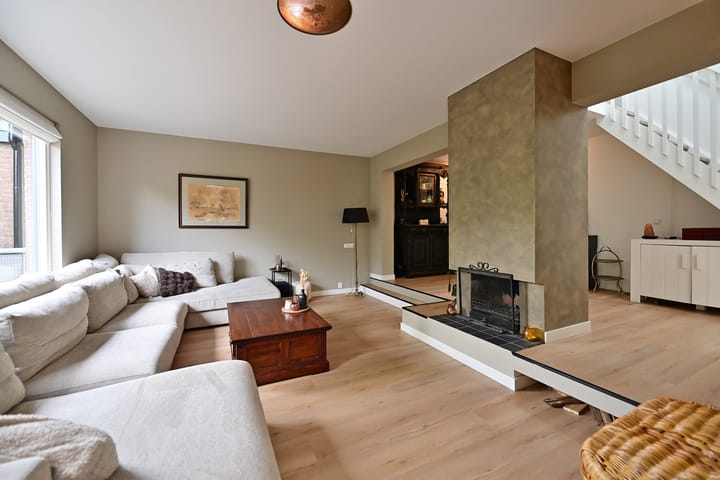 Foto 3 van Rendier 7