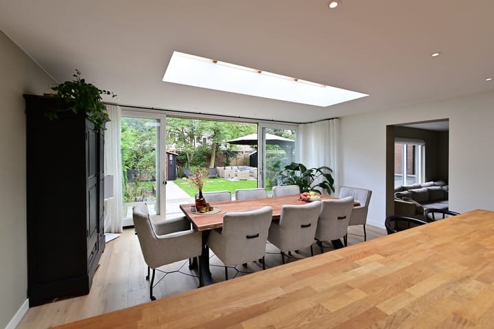 Foto 7 van Rendier 7