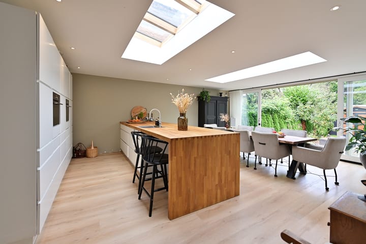 Foto 9 van Rendier 7