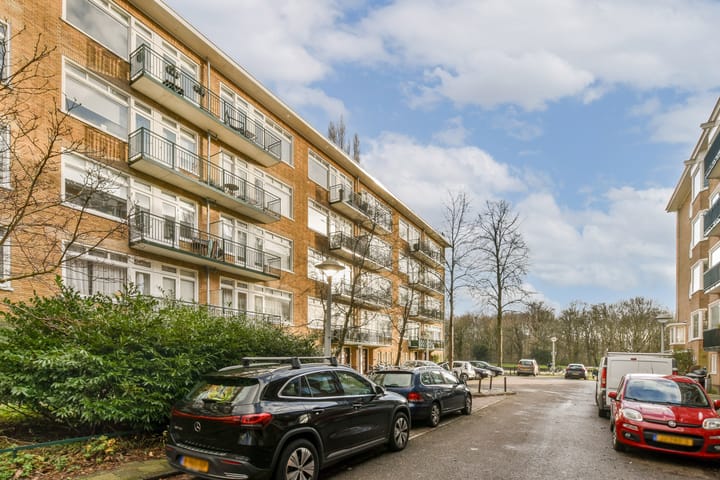 Foto 1 van Esmoreitstraat 12-1