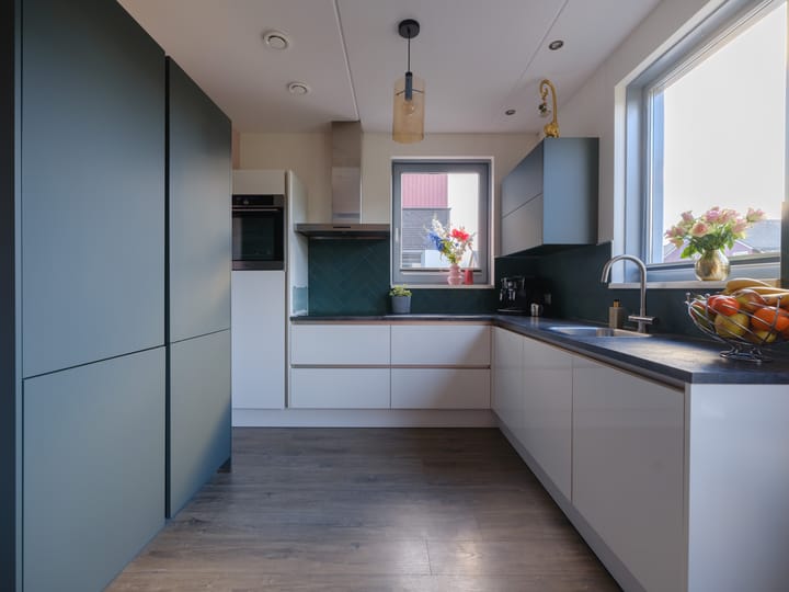 Foto 21 van Gerben van Manenstraat 145