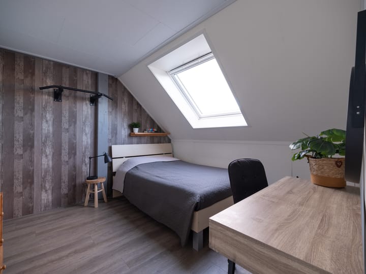 Foto 36 van Gerben van Manenstraat 145