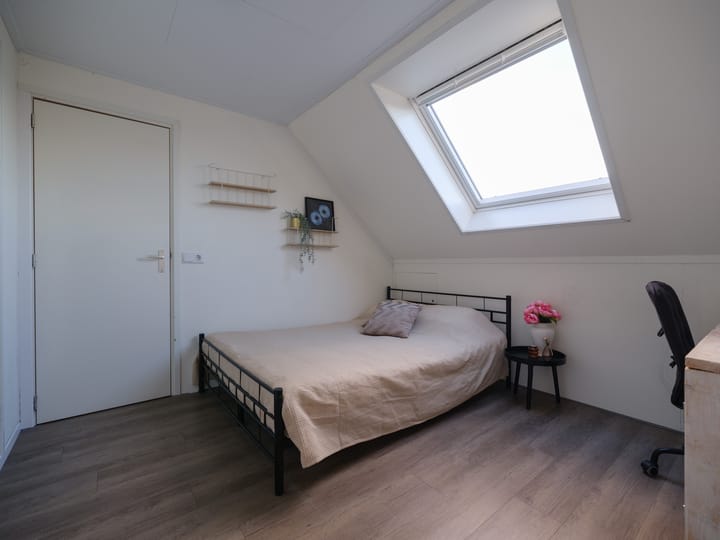 Foto 39 van Gerben van Manenstraat 145