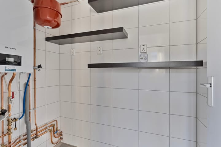 Foto 15 van Roelof van Schevenstraat 61