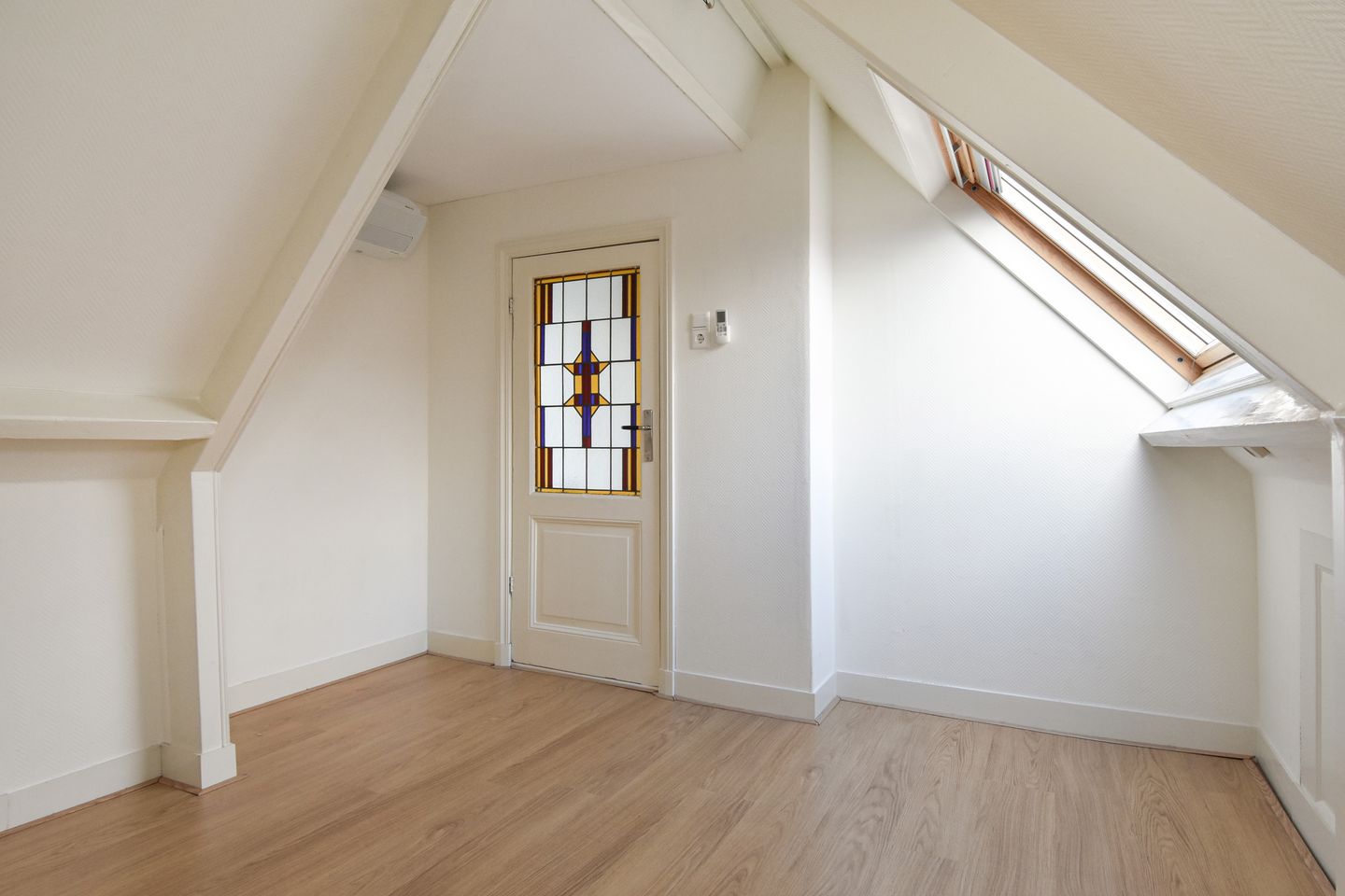 Foto 40 van Loosduinseweg 619-K