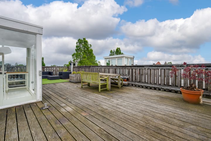 Photo 37 of Johannes Verhulststraat 117-2