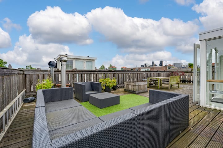 Photo 39 of Johannes Verhulststraat 117-2