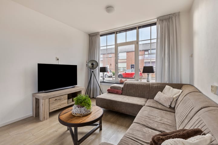 Foto 8 van Graaf Adolfstraat 8