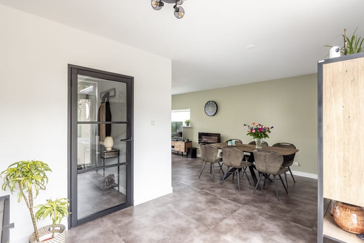 Foto 18 van Esdoornstraat 19