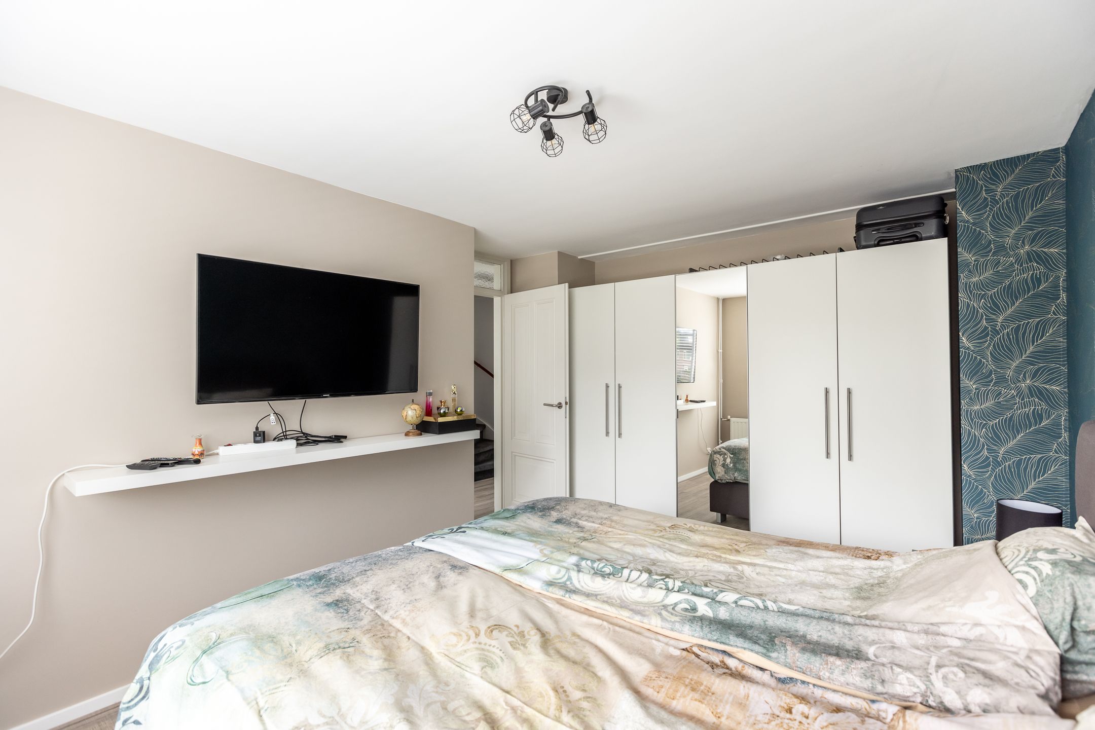 Photo 24 of Esdoornstraat 19