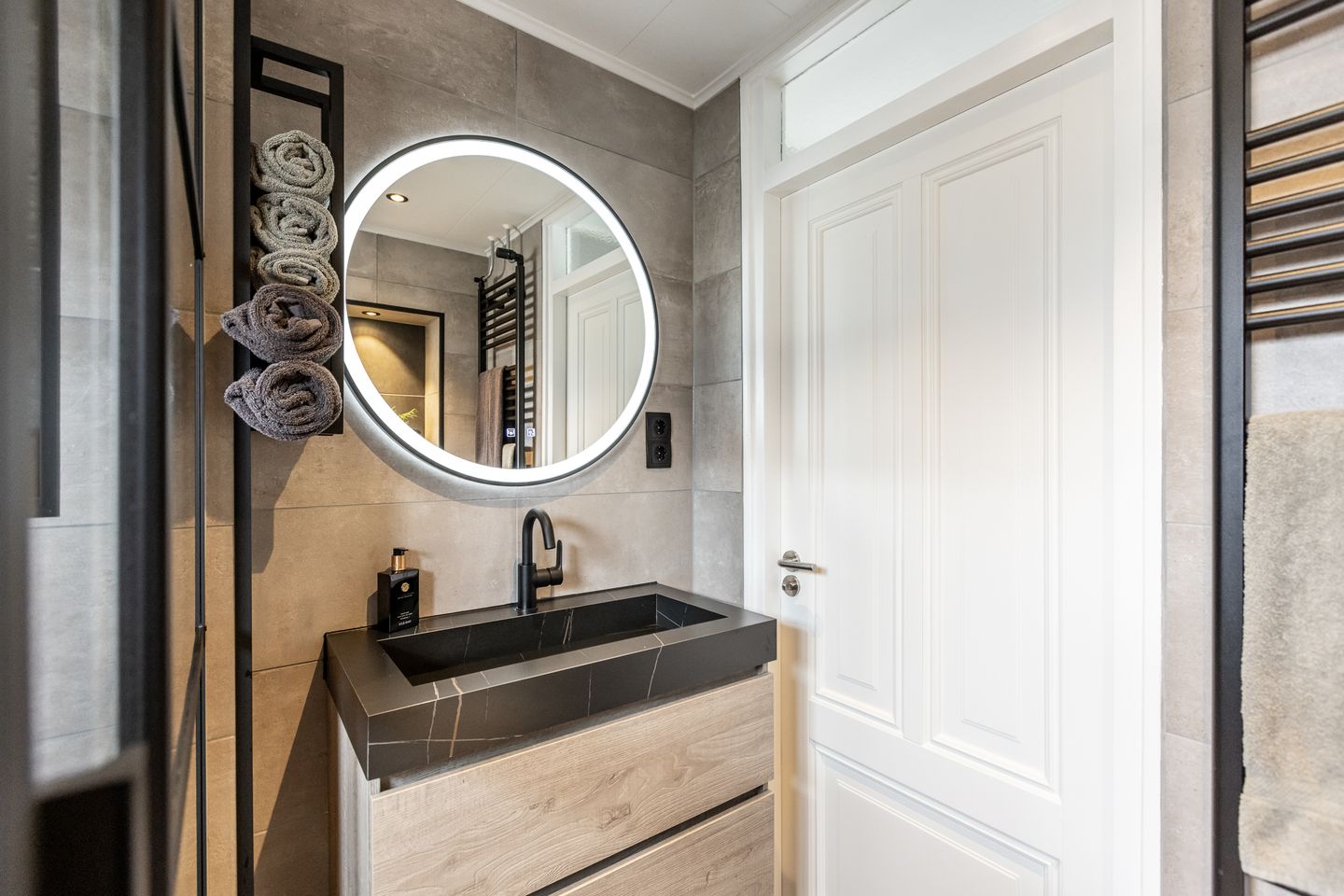 Photo 29 of Esdoornstraat 19