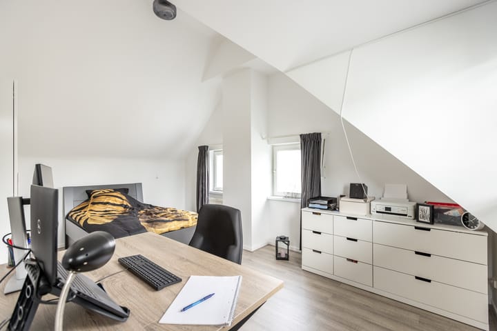 Foto 33 van Esdoornstraat 19