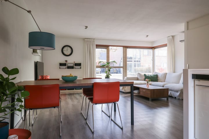 Foto 18 van Moezel 50