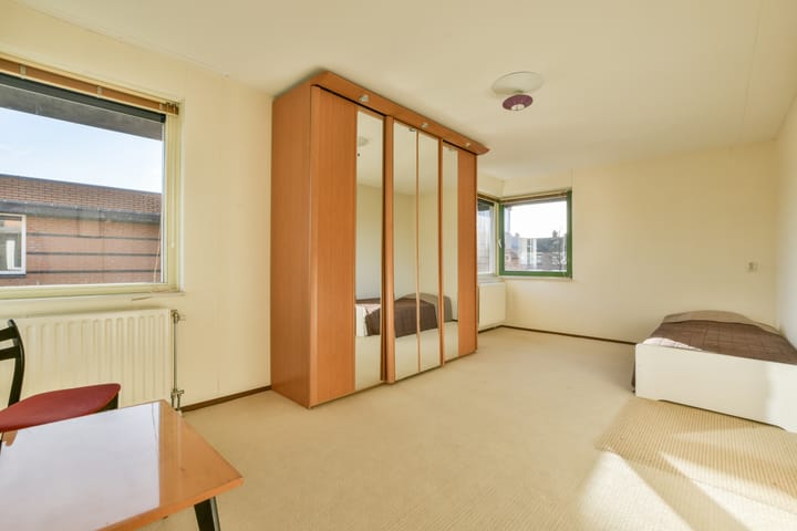 Foto 25 van Balilaan 4