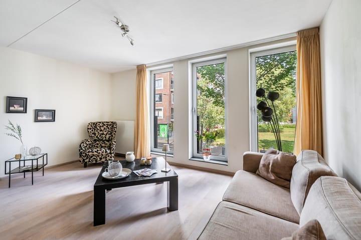 Photo 28 of Erich Salomonstraat 406