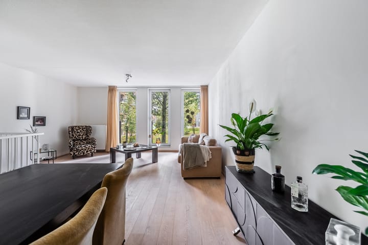 Photo 30 of Erich Salomonstraat 406