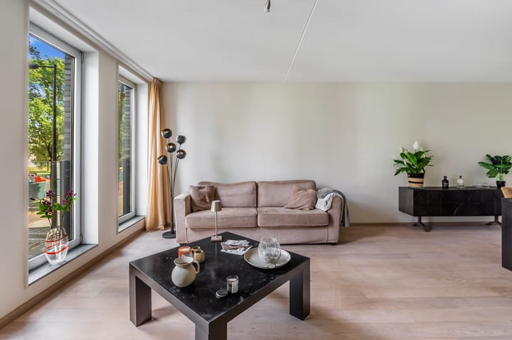 Photo 31 of Erich Salomonstraat 406