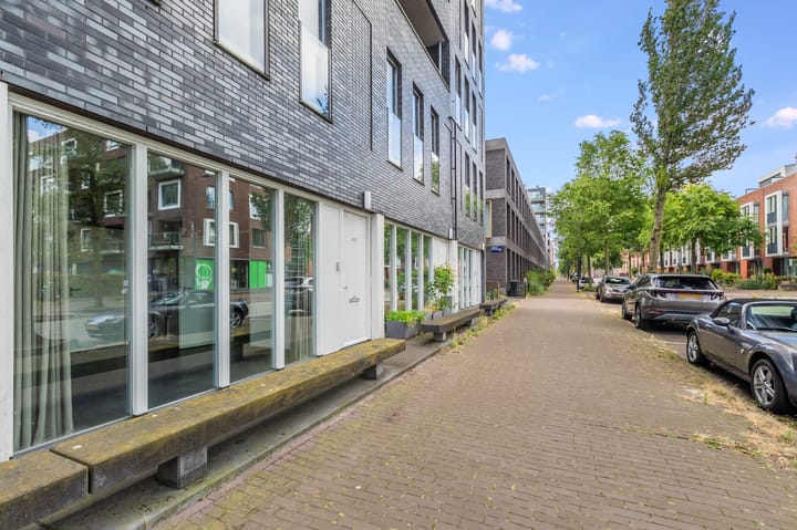 Photo 54 of Erich Salomonstraat 406