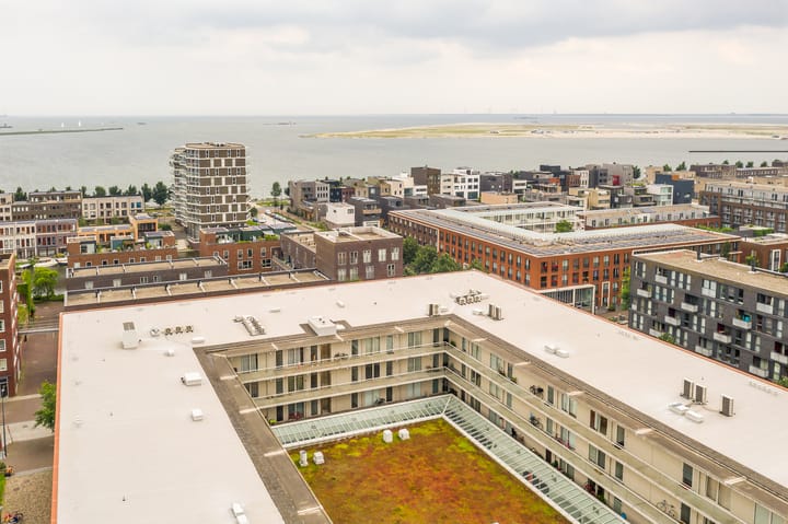 Photo 69 of Erich Salomonstraat 406