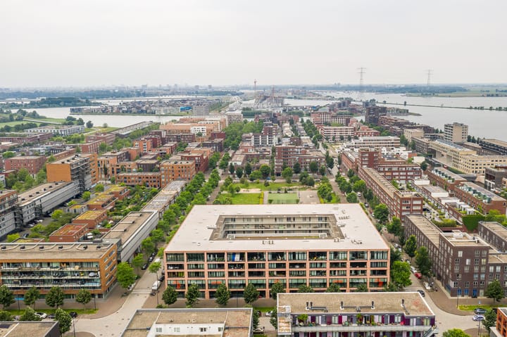 Photo 71 of Erich Salomonstraat 406