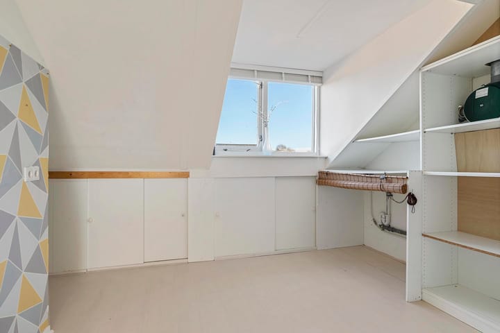 Foto 22 van Van Eesterenstraat 11