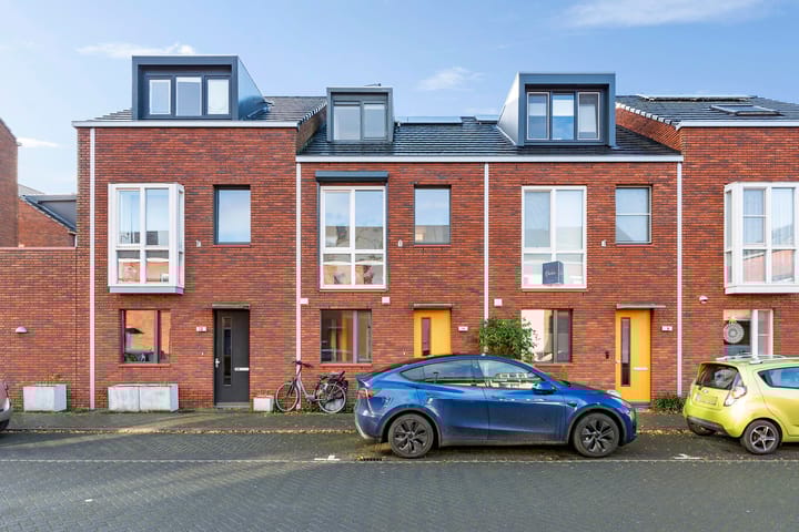 Foto 1 van Van Eesterenstraat 11