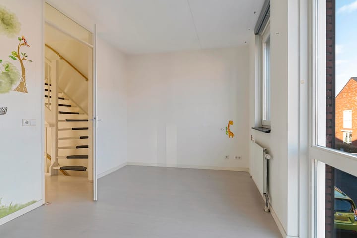 Foto 20 van Van Eesterenstraat 11