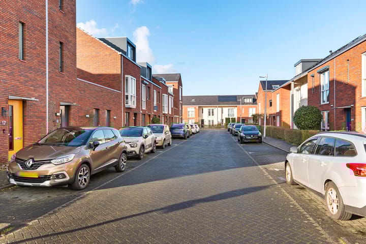 Foto 35 van Van Eesterenstraat 11