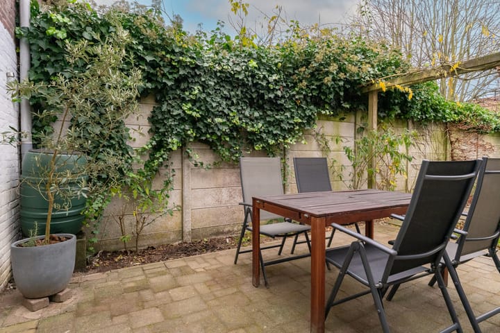 Foto 30 van Hofstraat 99