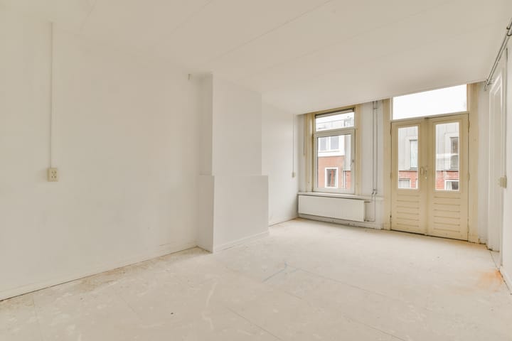 Foto 11 van Van Ostadestraat 173-3