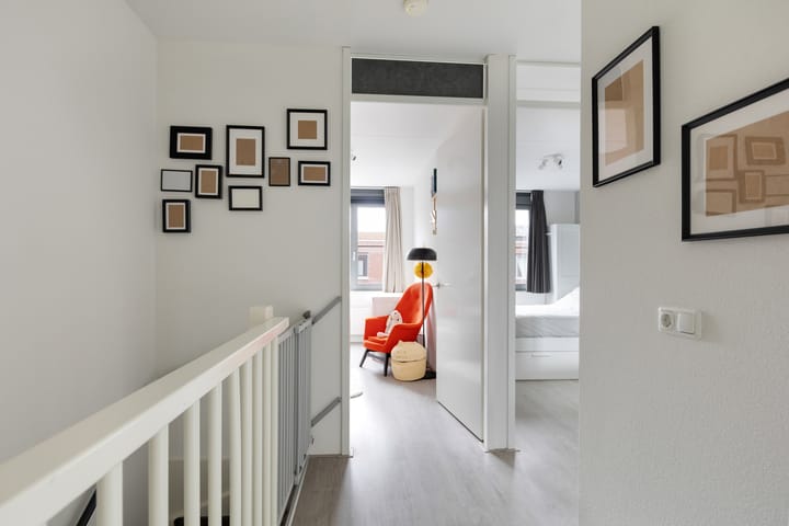 Photo 20 of Chris Barberpad 6