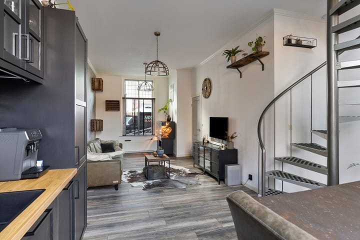 Foto 10 van Wambuisstraat 21