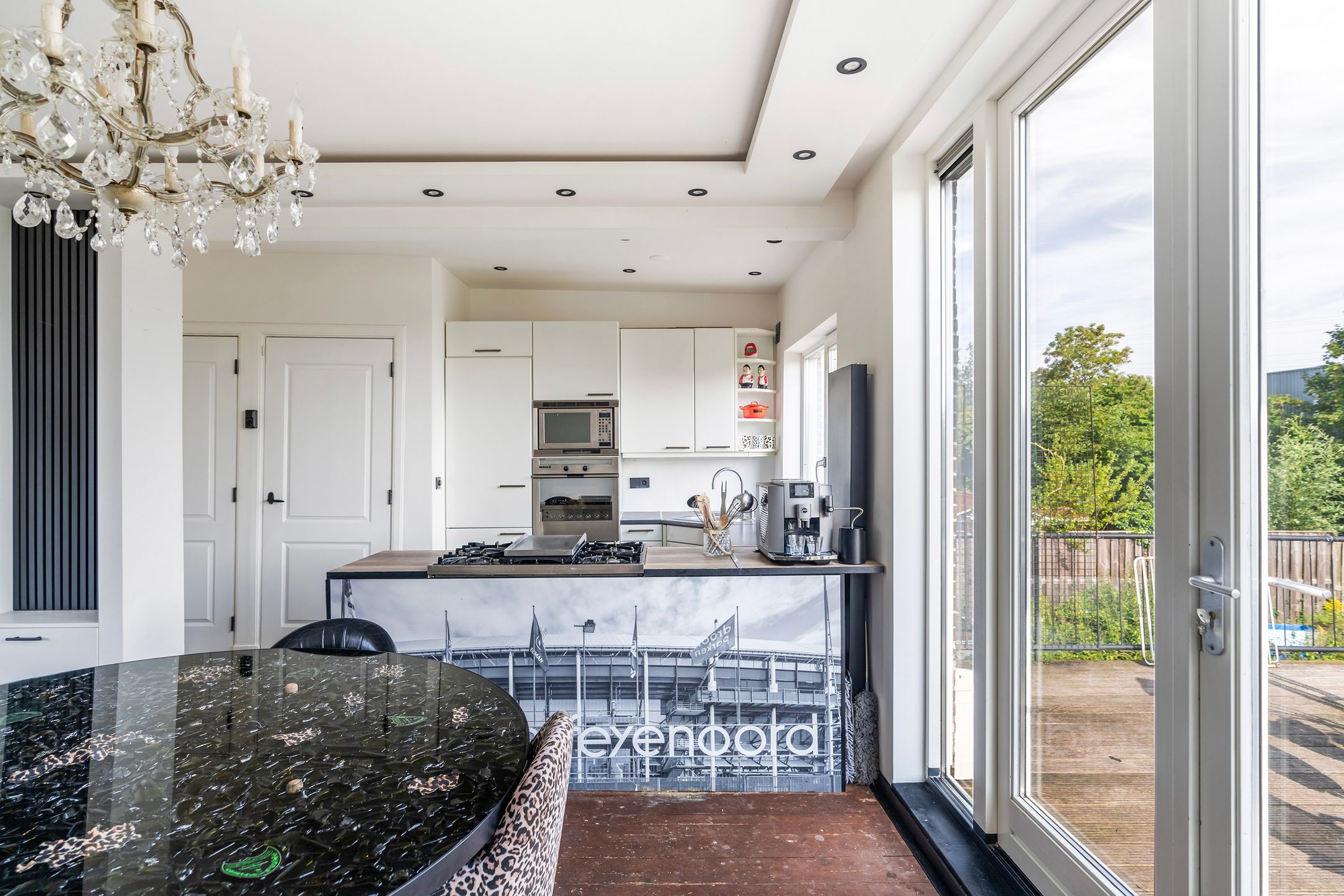 Foto 3 van Dordtsestraatweg 56