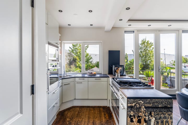 Foto 5 van Dordtsestraatweg 56