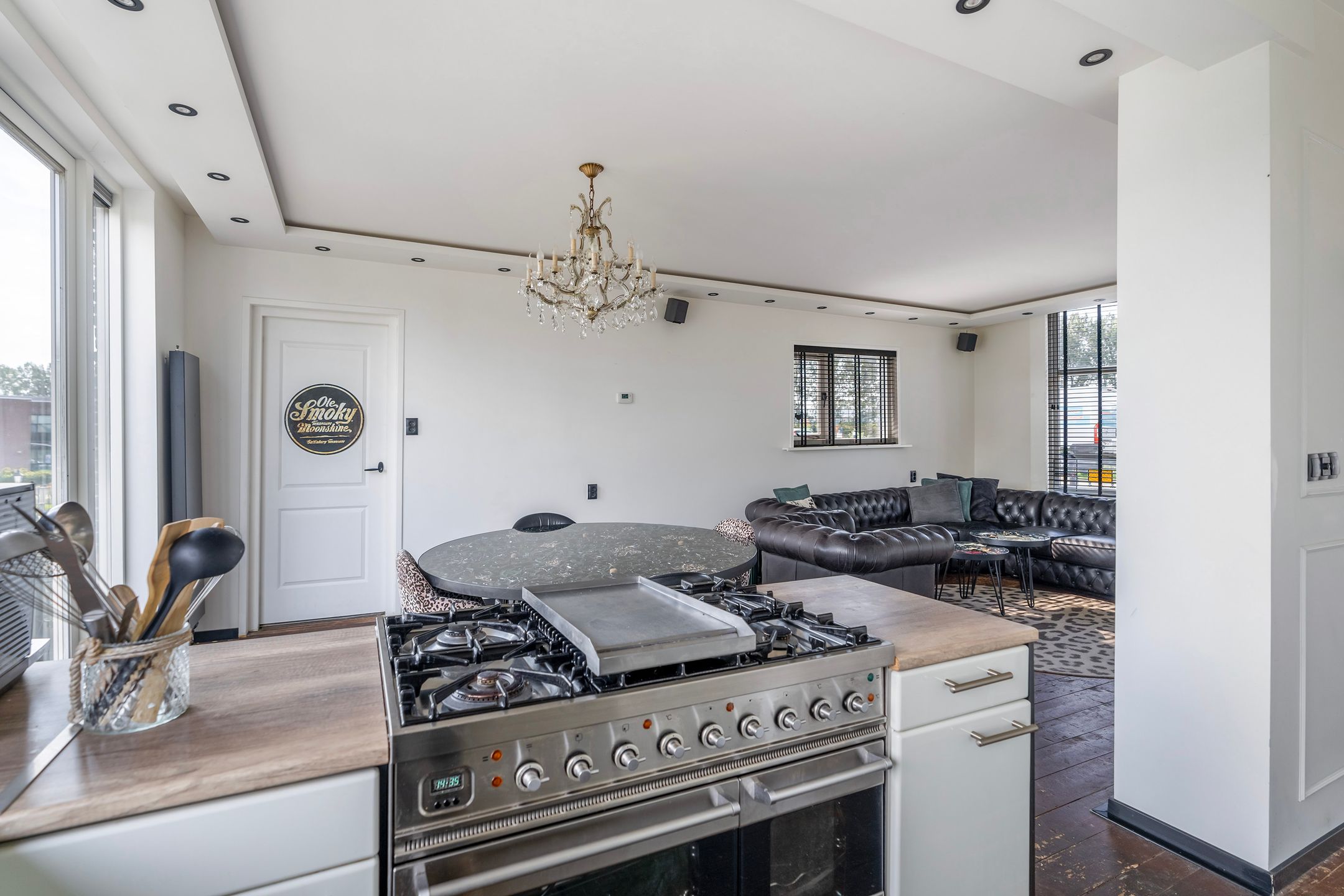 Foto 15 van Dordtsestraatweg 56