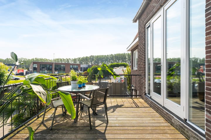 Foto 18 van Dordtsestraatweg 56