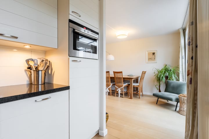 Photo 8 of Roerdomphorst 13