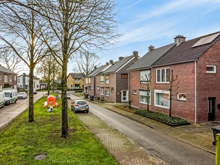 Photo 32 of Wilhelminalaan 14