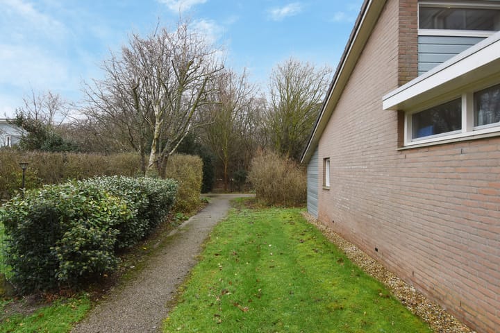 Photo 9 of Machiel Vrijenhoeklaan 450-7