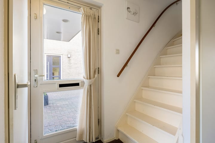 Foto 5 van Meeden 9-A