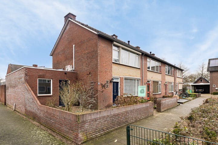 Foto 1 van Joeri Gagarinstraat 1