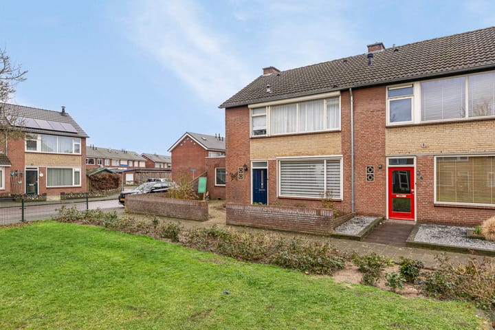 Foto 10 van Joeri Gagarinstraat 1