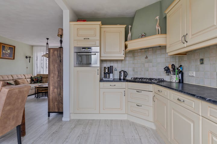 Foto 18 van Joeri Gagarinstraat 1